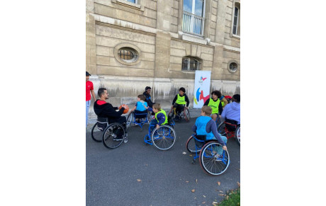 Le Val de Seine Basket aime le handibasket